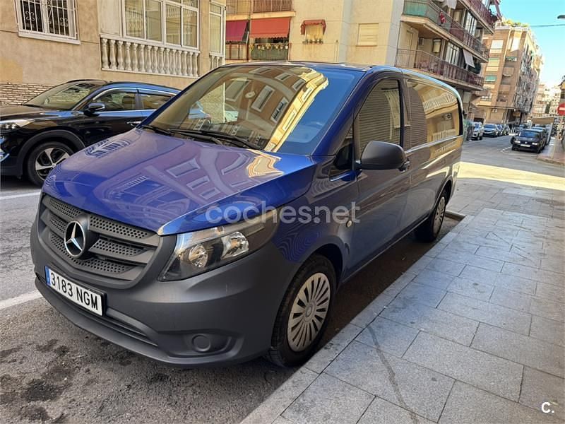 Usado Mercedes V200 Marco Polo 136 CV (100 kW) 2016 Azul Monovolumen