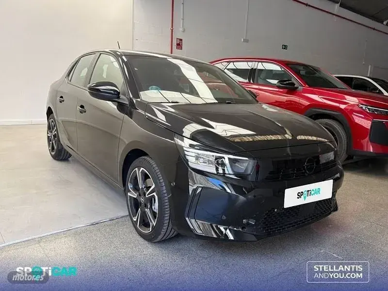 Usado Opel Corsa 110 CV (80 kW) 2025 Negro Utilitario