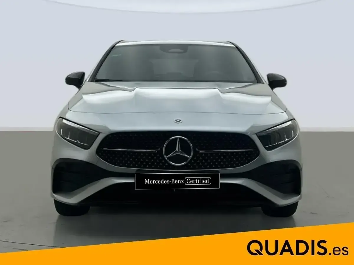 Usado Mercedes A250 218 CV (160 kW) 2025 Gris Berlina