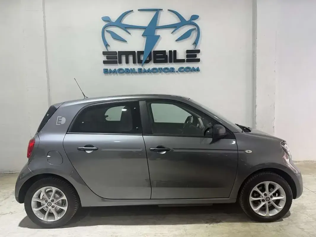 Usado Smart ForFour Electric Drive 60 kW (82 CV) 2019 Gris Utilitario