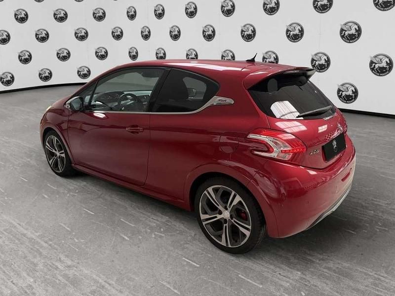 Usado Peugeot 208 GTi 200 CV (147 kW) 2013 Granate Utilitario