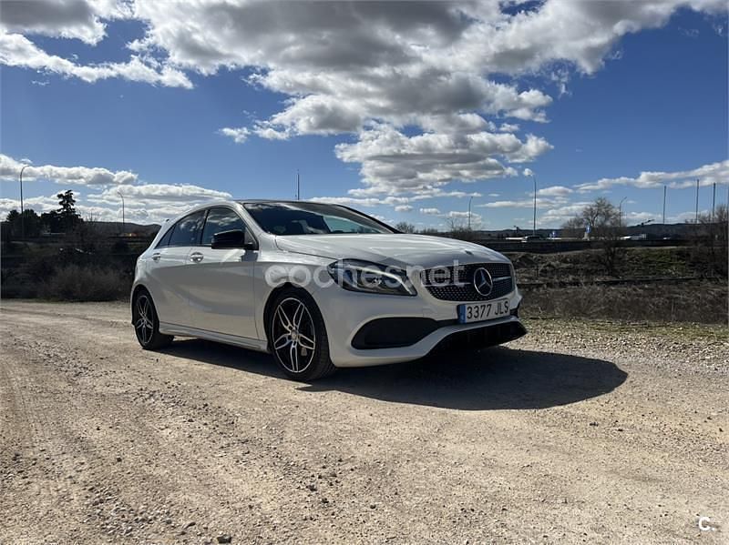 Usado Mercedes A200 AMG line 136 CV (100 kW) 2016 Blanco Berlina