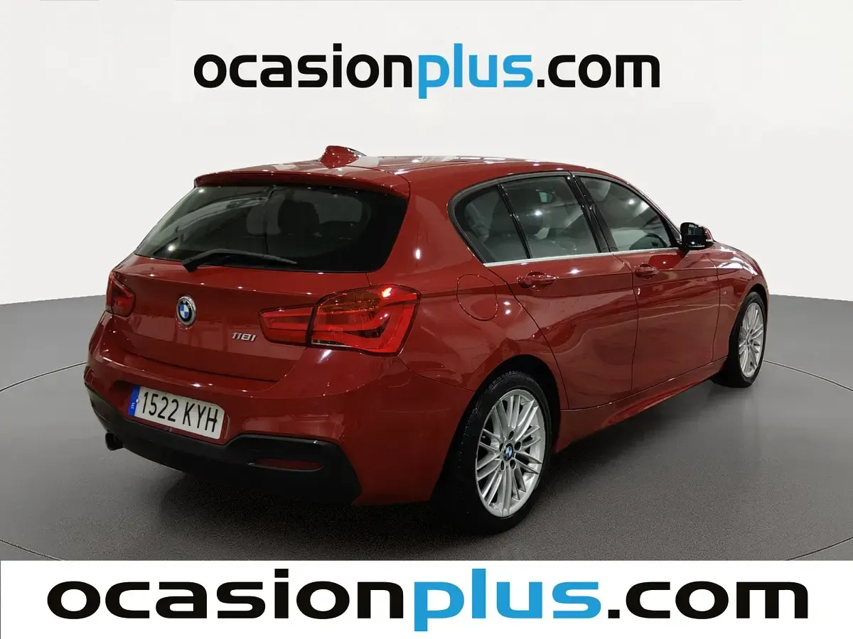 Usado BMW 118 136 CV (100 kW) 2019 Rojo Utilitario