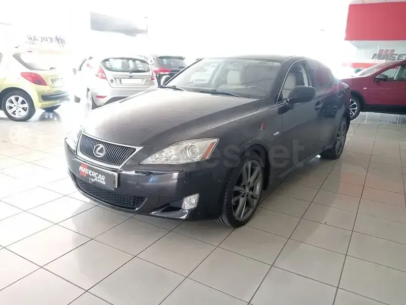 Usado Lexus IS220d Sport Line 177 CV (130 kW) 2009 Azul Berlina