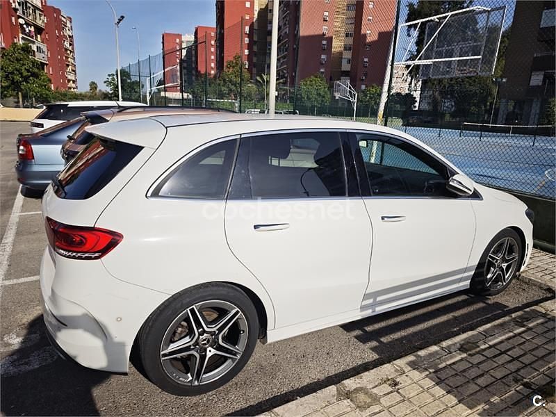 Occasion Mercedes B180 122 PK (89 kW) 2019 Wit MPV