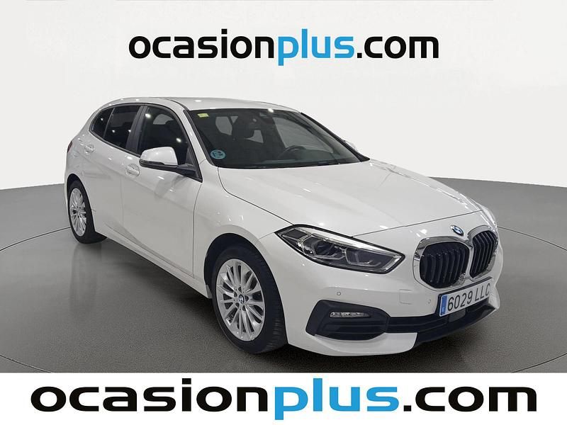 Usado BMW 118 140 CV (102 kW) 2020 Blanco Utilitario