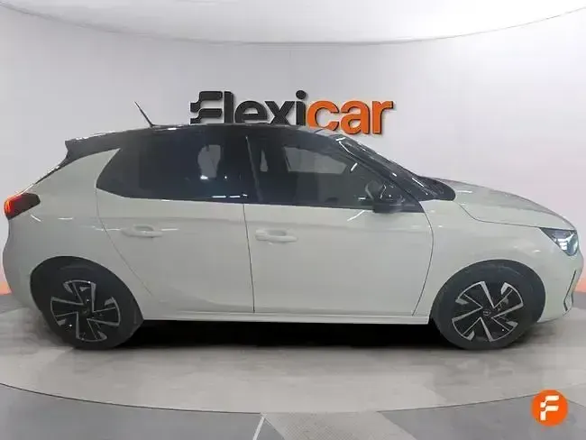 Usado Opel Corsa 100 CV (73 kW) 2024 Blanco Utilitario