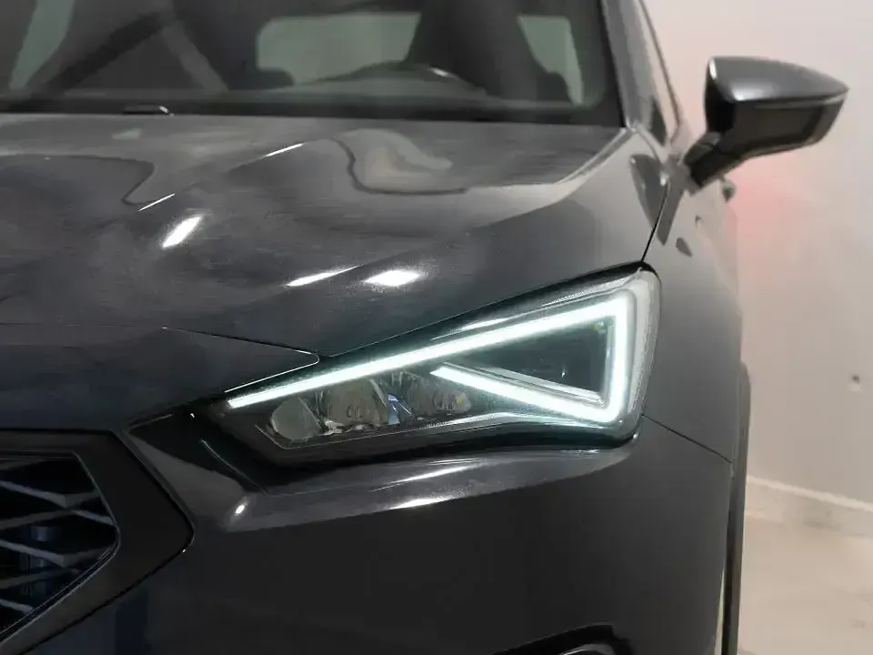 Usado Seat Tarraco FR 245 CV (180 kW) 2023 Gris SUV