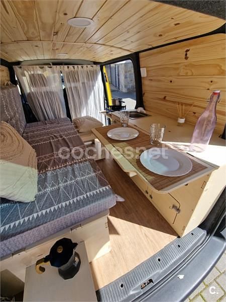 Usado VW Transporter Pro 84 CV (61 kW) 2014 Amarillo Van