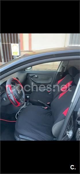 Begagnad Seat Ibiza Fresh 64 HK (47 kW) 2005 Svart Halvkombi