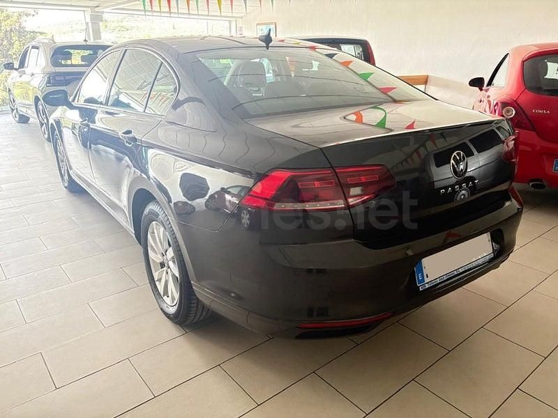Usado VW Passat 122 HP (89 kW) 2021 Cinzento Carrinha