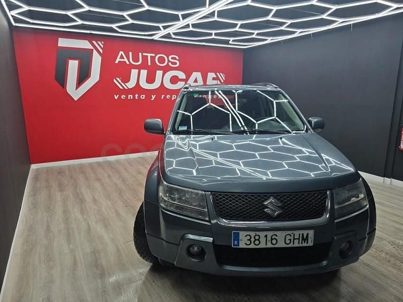 Usado Suzuki Grand Vitara 129 CV (94 kW) 2009 Gris / plata SUV