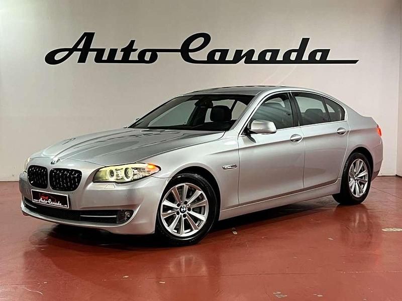 Gris / plata Usado 2010 BMW 525 Comfort Edition Berlina | 8900 € (Super precio) - Imagen 1/4