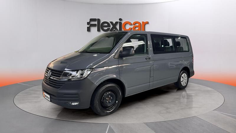 Usado VW Caravelle 150 CV (110 kW) 2023 Gris Monovolumen