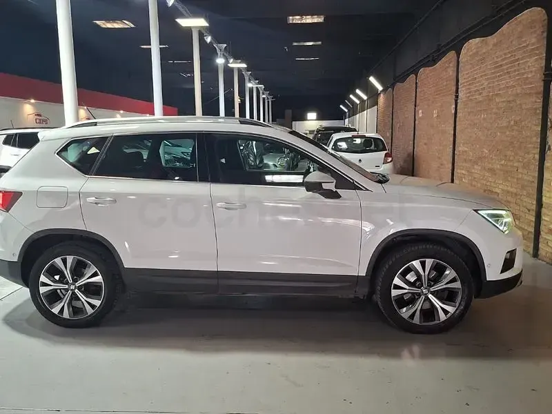 Usado Seat Ateca 4Drive 150 CV (110 kW) 2017 Blanco SUV