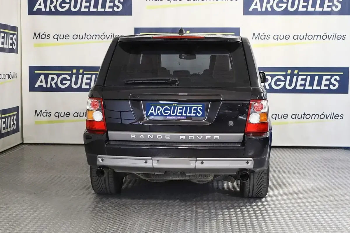 Usado Land Rover Range Rover Sport HSE 190 CV (139 kW) 2006 Negro SUV