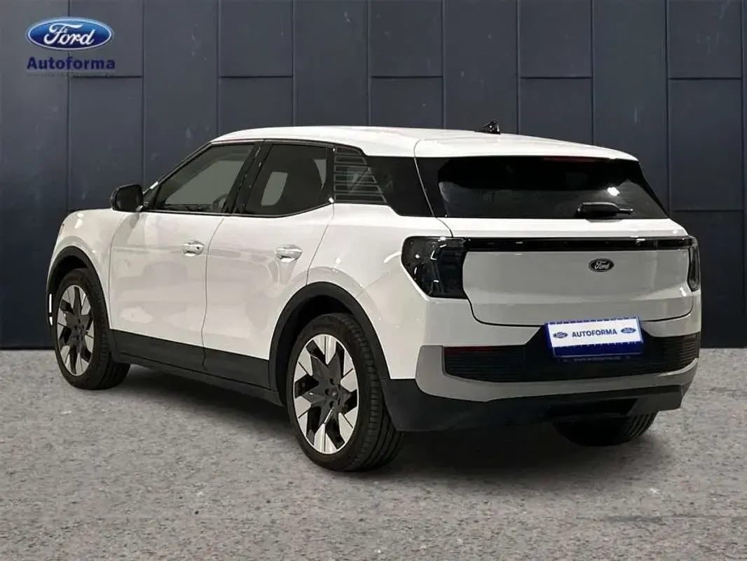 Usado Ford Explorer Premium 210 kW (286 CV) 2024 Blanco SUV