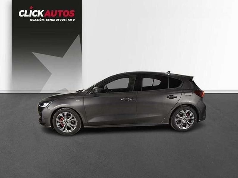 Usado Ford Focus ST-Line 126 CV (92 kW) 2024 Gris Berlina