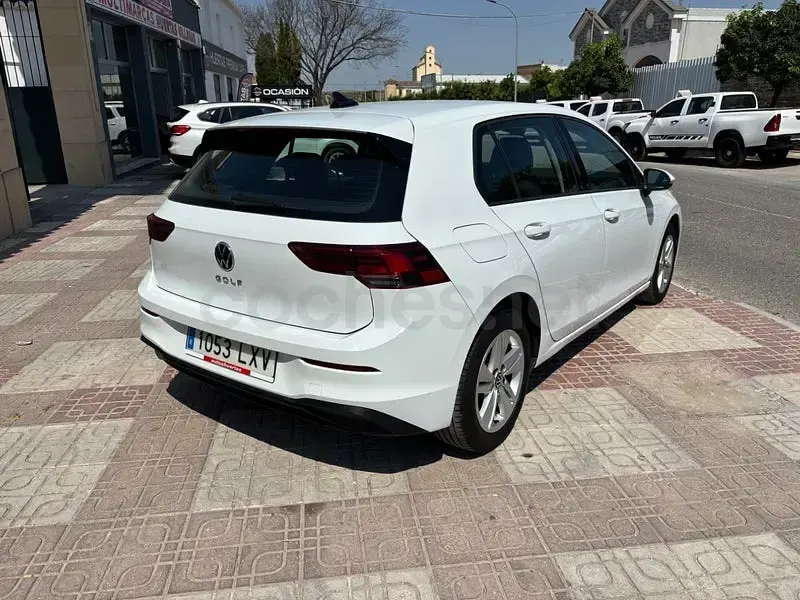 Usado VW Golf VIII 115 CV (84 kW) 2022 Blanco Berlina