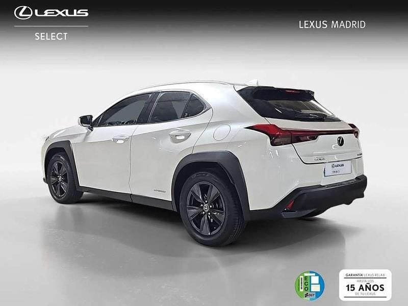 Usado Lexus UX 250h Business Edition 185 CV (136 kW) 2020 Blanco SUV