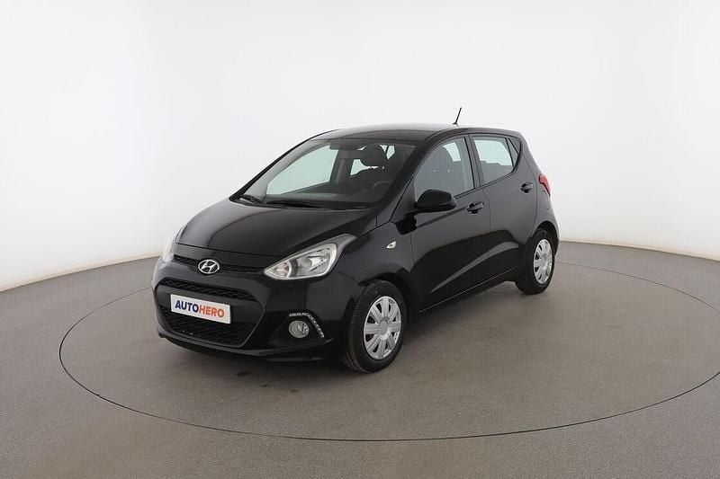 Negro Usado 2014 Hyundai i10 Utilitario | 7099 € (Precio justo) - Imagen 1/3
