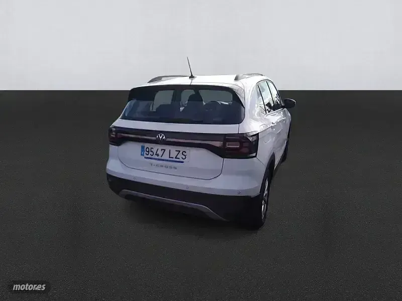 Usado VW T-Cross Advance 110 CV (80 kW) 2022 Blanco SUV