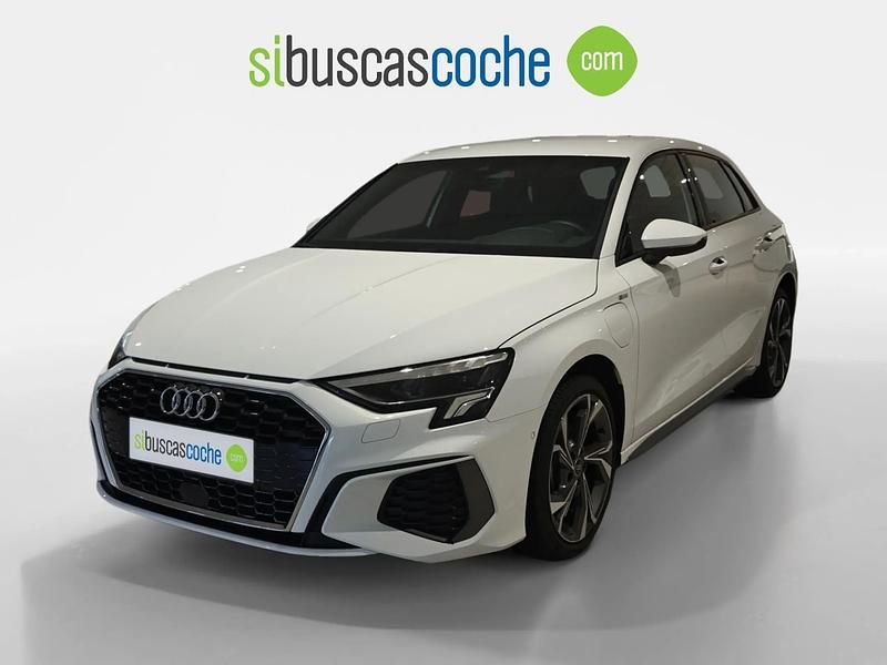 Usado Audi A3 Sportback e-tron S-Line 204 CV (150 kW) 2024 Blanco Utilitario