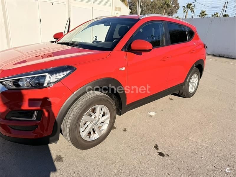 Usado Hyundai Tucson 132 CV (97 kW) 2019 Rojo SUV