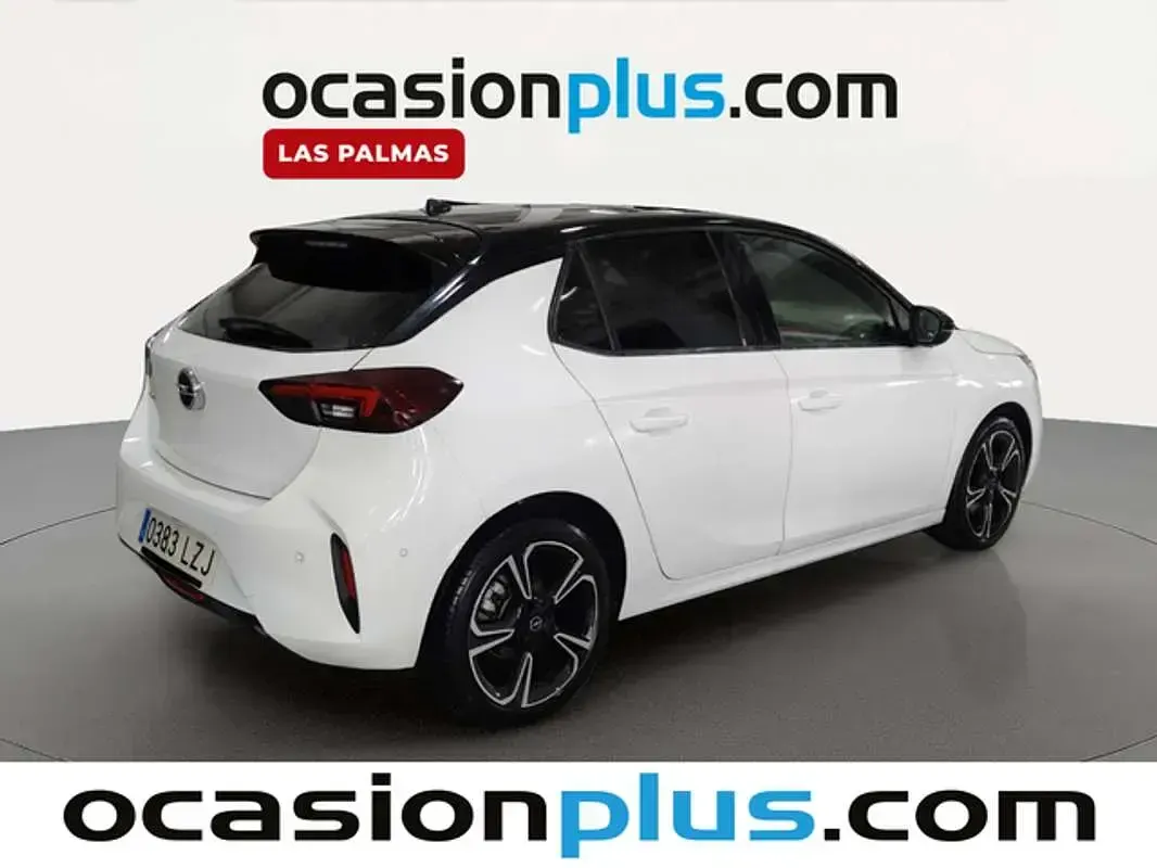 Usado Opel Corsa GS Line 102 CV (75 kW) 2022 Blanco Utilitario