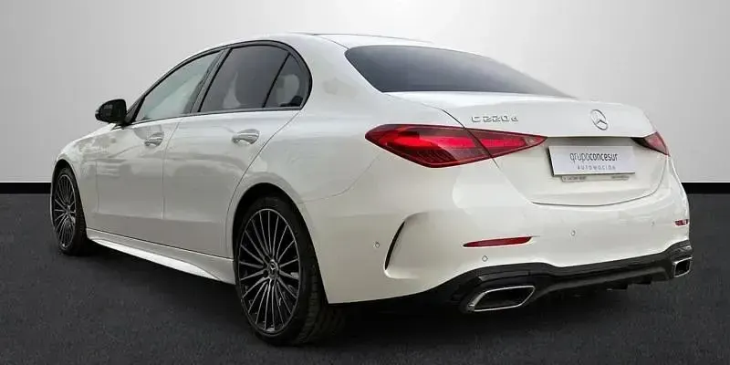 Usado Mercedes C220 194 CV (142 kW) 2023 Blanco Coupe