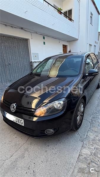Usado VW Golf VI 105 CV (77 kW) 2011 Negro Utilitario