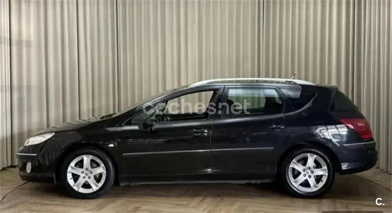 Usado Peugeot 407 137 CV (100 kW) 2005 Negro Familiar