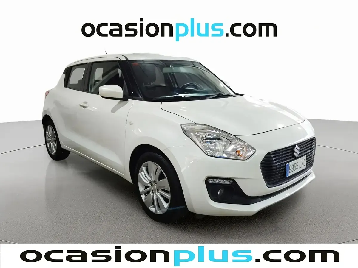 Käytetty Suzuki Swift 90 HP (66 kW) 2020 Valkoinen Sedan
