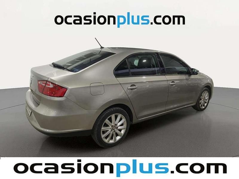 Usado Seat Toledo Reference 95 CV (69 kW) 2017 Beige Berlina
