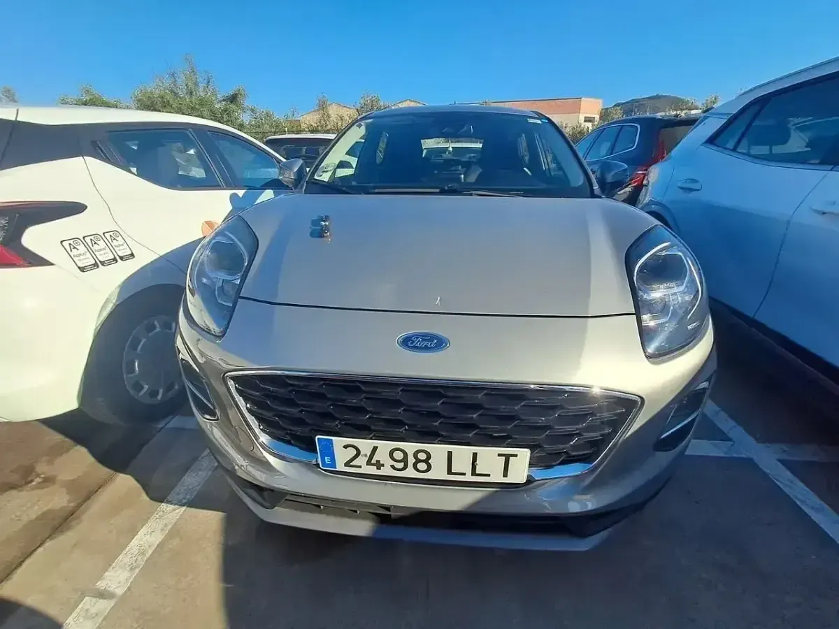 Usado Ford Puma Titanium 125 CV (91 kW) 2020 Gris SUV