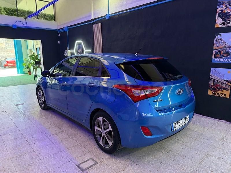 Usado Hyundai i30 GO! 136 CV (100 kW) 2016 Azul Berlina