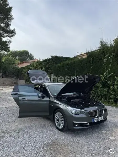 Usado BMW 530 Gran Turismo 258 CV (189 kW) 2014 Gris / plata Berlina