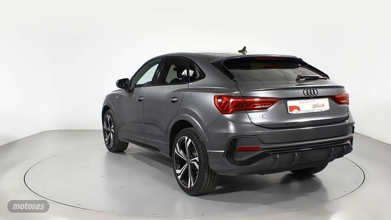 Gris Usado 2024 Audi Q3 Ambiente SUV | 43.900 € - Imagen 1/4