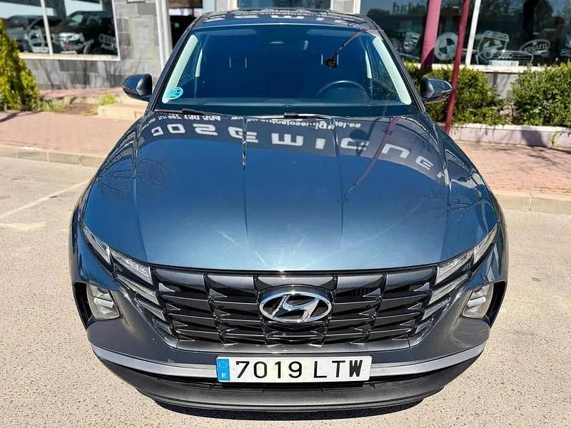 Usado Hyundai Tucson 150 CV (110 kW) 2021 Gris / plata SUV