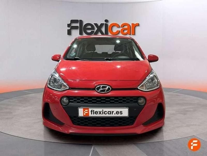 Usado Hyundai i10 GO! 67 CV (49 kW) 2019 Rojo Utilitario