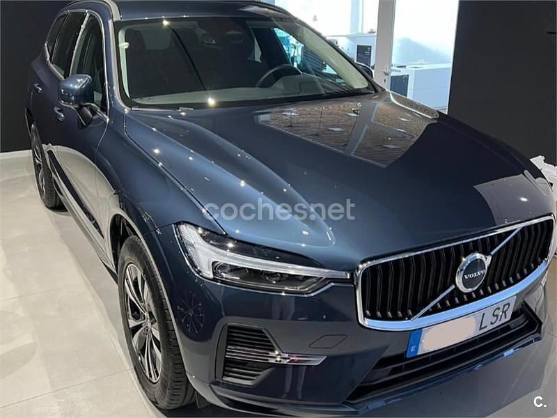 Usado Volvo XC60 Momentum 197 CV (144 kW) 2021 Azul SUV
