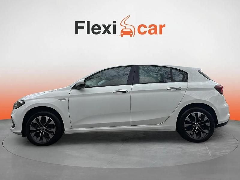 Usado Fiat Tipo Cross 101 CV (74 kW) 2022 Blanco Berlina