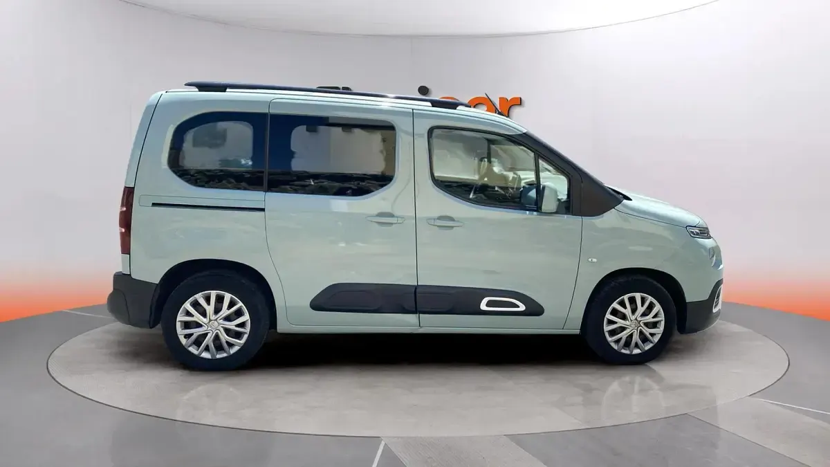 Usado Citroën Berlingo 101 CV (74 kW) 2018 Azul Monovolumen