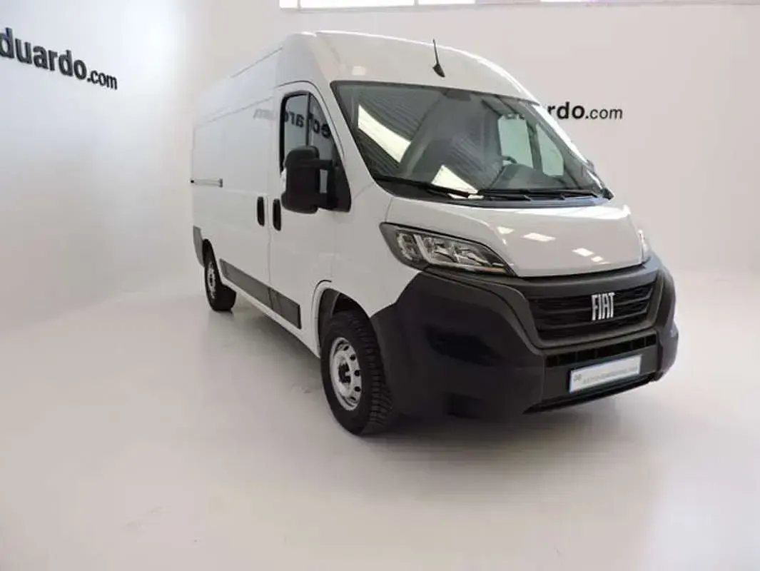 Usado Fiat Ducato 140 CV (102 kW) 2022 Blanco Van