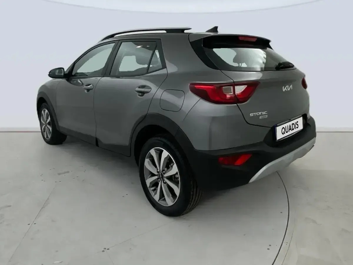 Nuevo Kia Stonic 100 CV (73 kW) 2025 Gris SUV