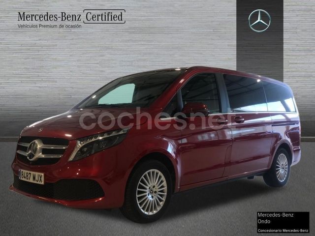 Usado Mercedes V220 Avantgarde 163 CV (119 kW) 2023 Rojo Monovolumen