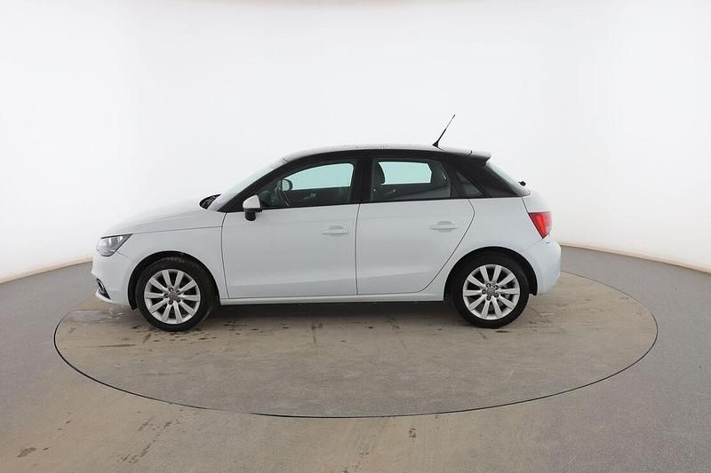 Usado Audi A1 Sportback Attraction 85 CV (62 kW) 2013 Blanco Utilitario