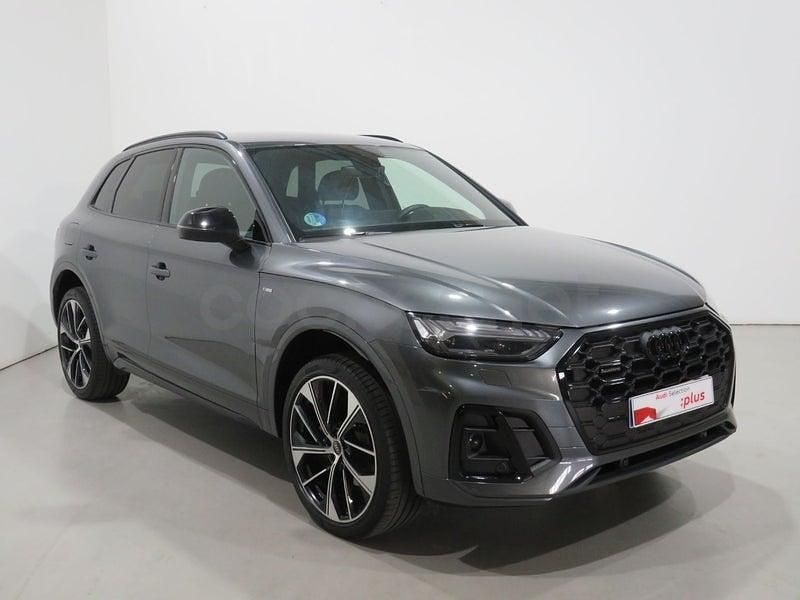 Usado Audi Q5 204 CV (150 kW) 2024 Gris / plata SUV