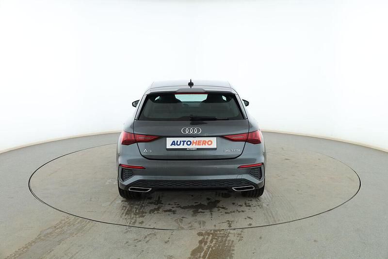 Usado Audi A3 Sportback e-tron S-Line 150 CV (110 kW) 2022 Gris Utilitario