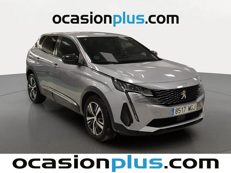 Usado Peugeot 3008 Allure 131 CV (96 kW) 2023 Gris SUV